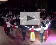 Auftritt der ungarischen Tanzgruppe Csöbörcsök